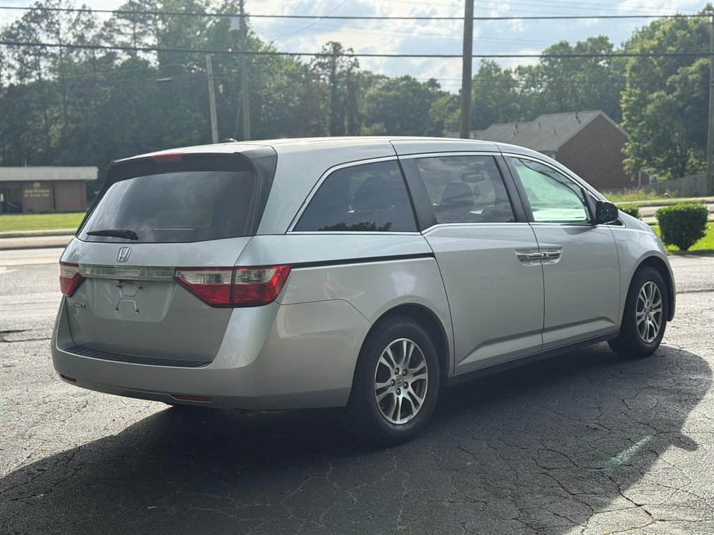 2011 Honda Odyssey EX-L w/DVD photo