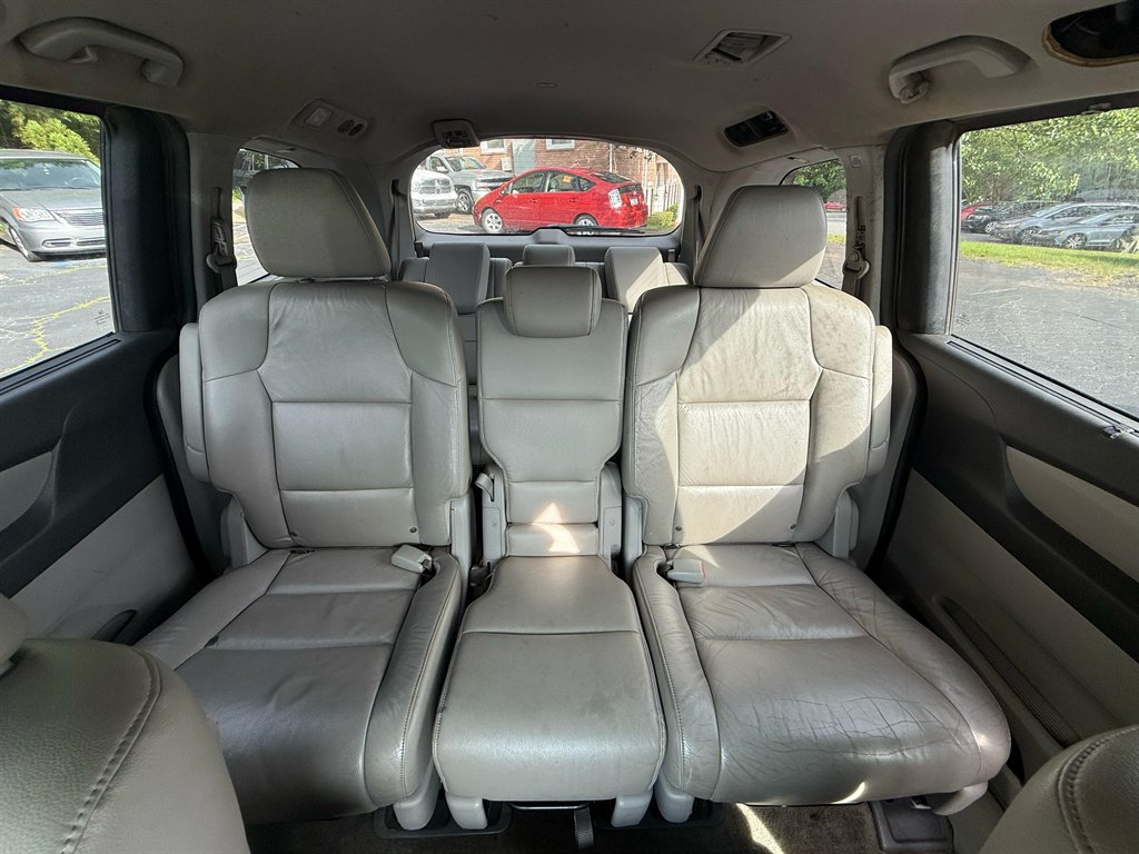 2011 Honda Odyssey EX-L w/DVD photo
