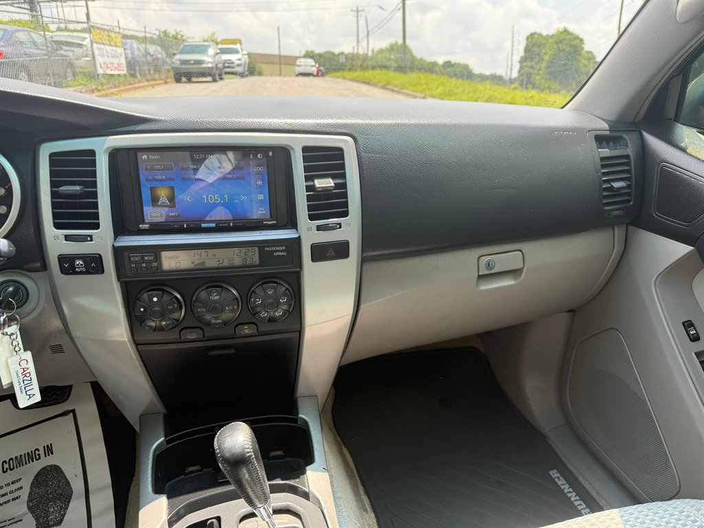 2006 Toyota 4Runner SR5 photo