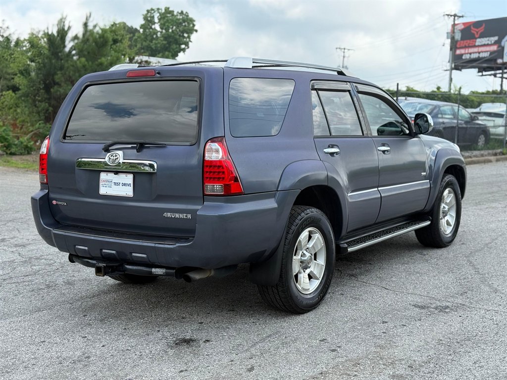 2006 Toyota 4Runner SR5 photo