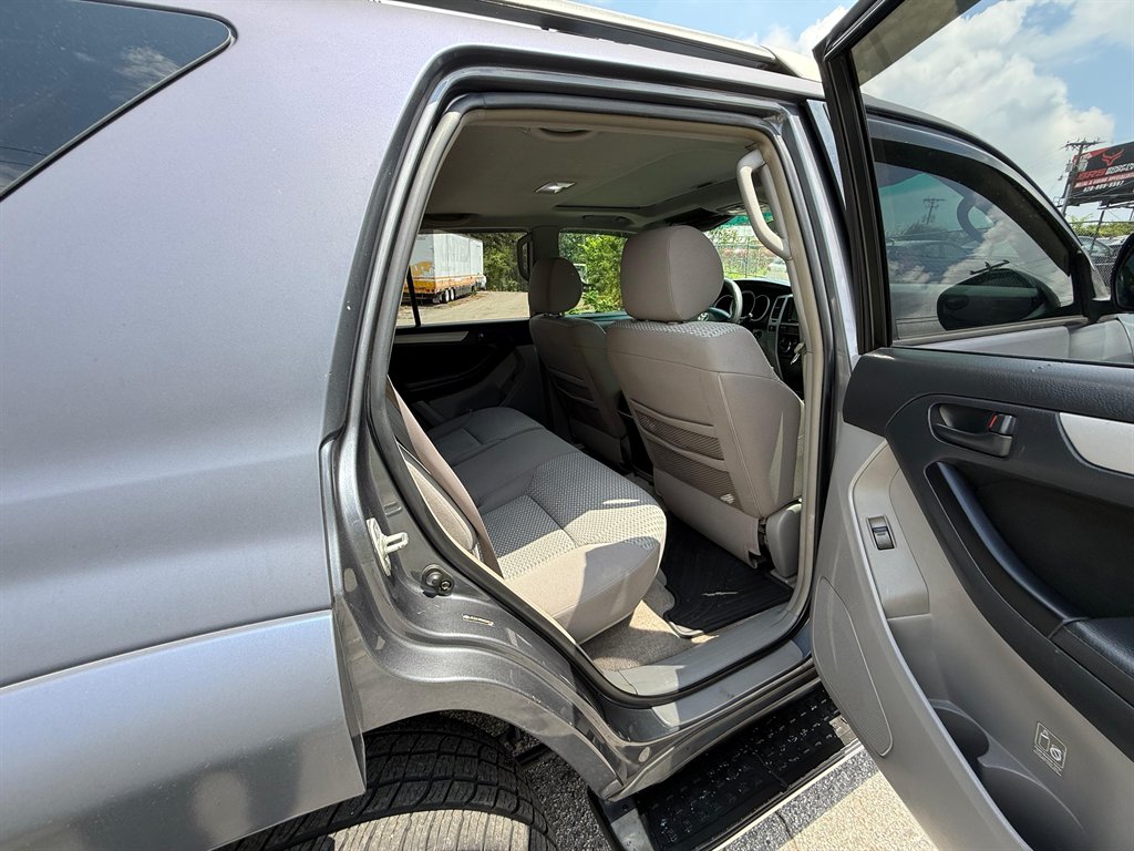 2006 Toyota 4Runner SR5 photo