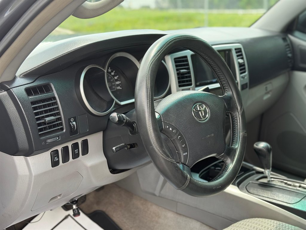 2006 Toyota 4Runner SR5 photo