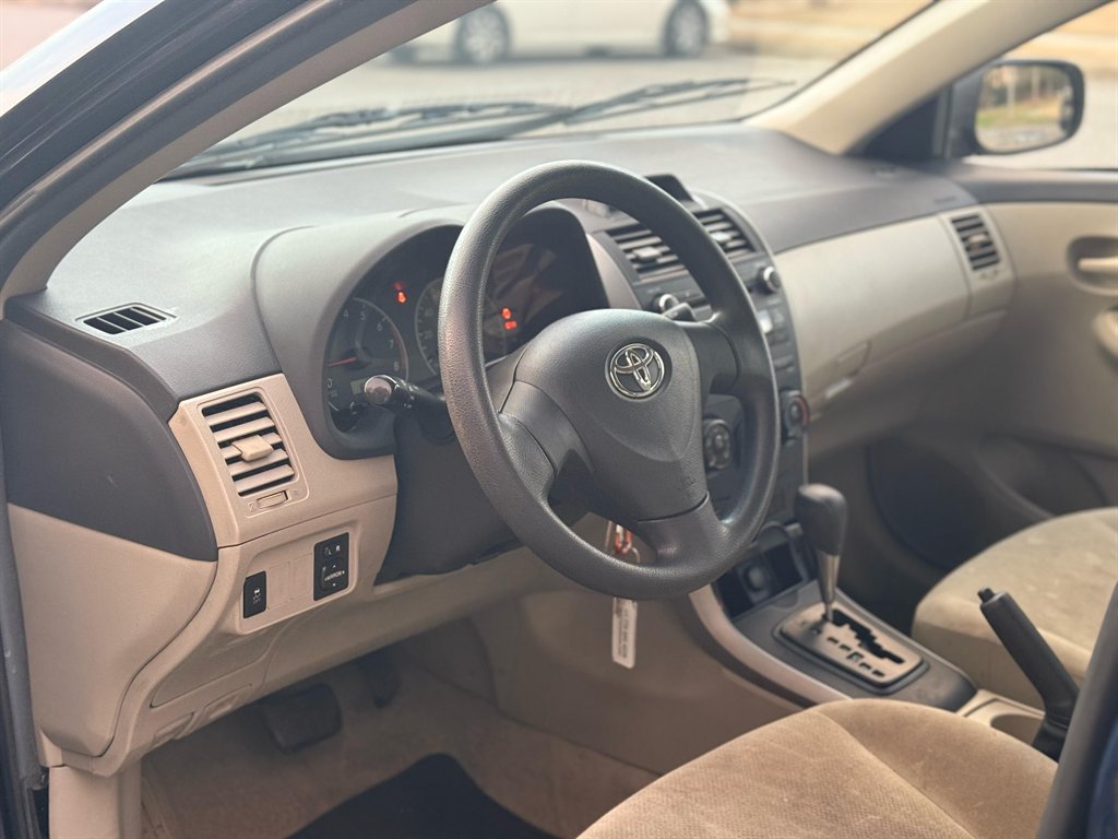 2013 Toyota Corolla L photo