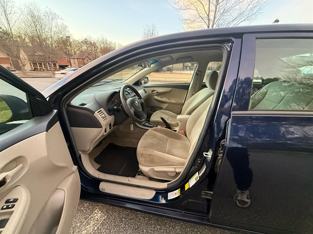 2013 Toyota Corolla L photo