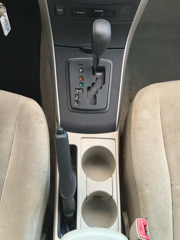2013 Toyota Corolla L photo