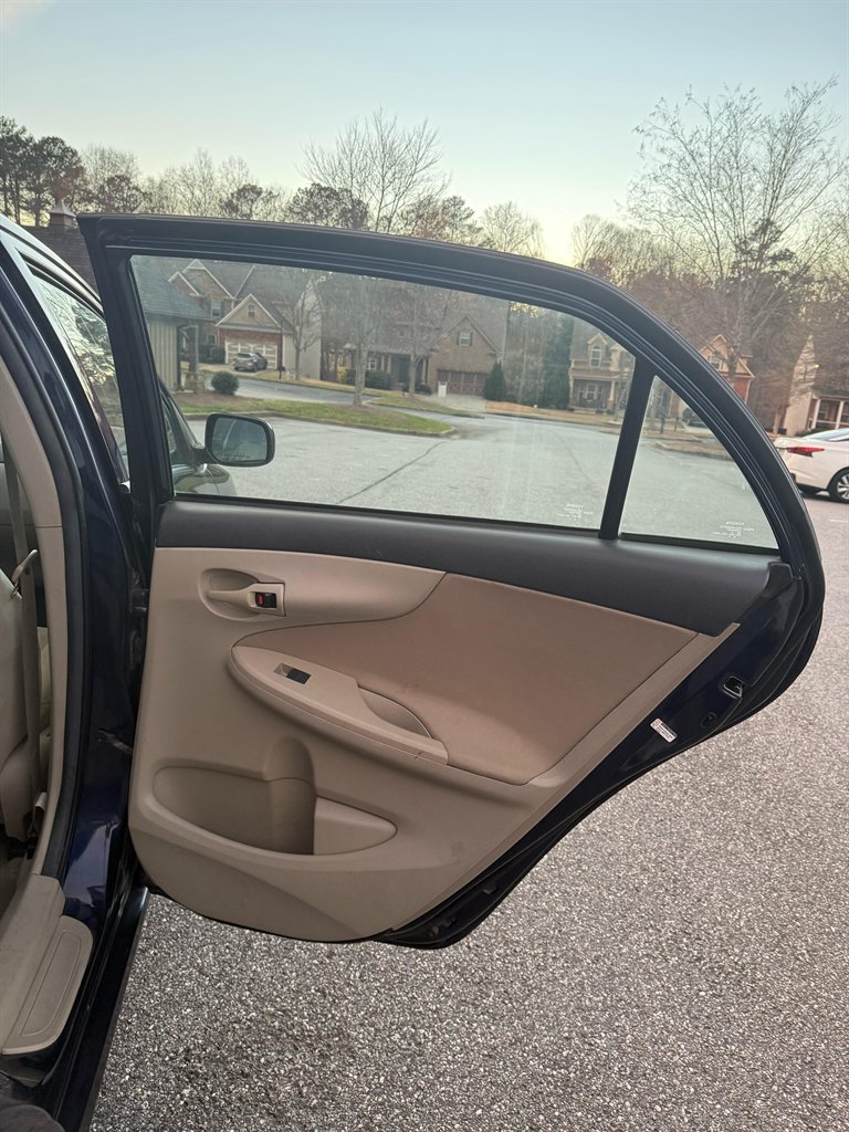 2013 Toyota Corolla L photo