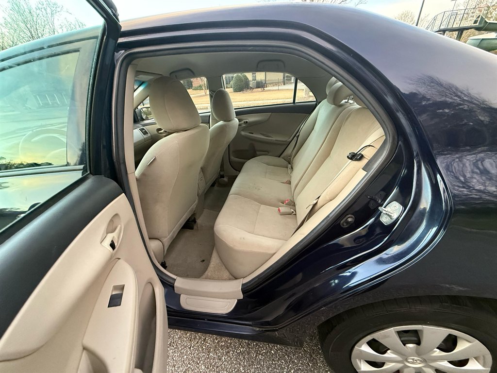 2013 Toyota Corolla L photo