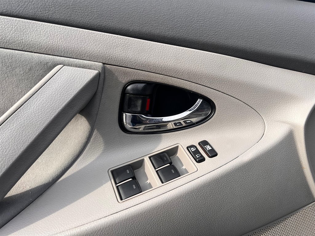 2011 Toyota Camry photo