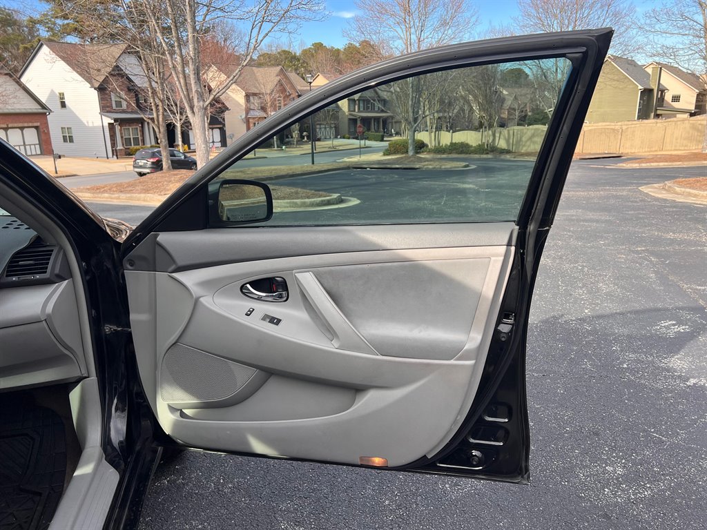2011 Toyota Camry photo