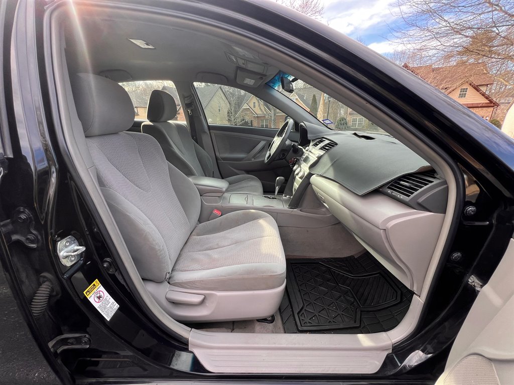 2011 Toyota Camry photo
