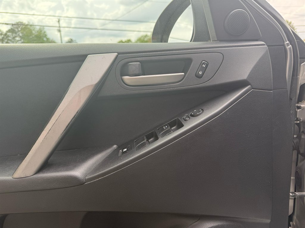 2010 Mazda Mazda3 Sport photo