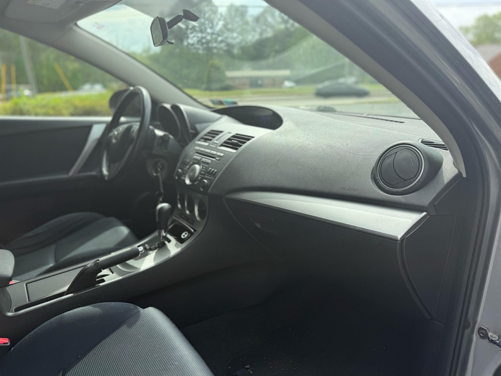 2010 Mazda Mazda3 Sport photo