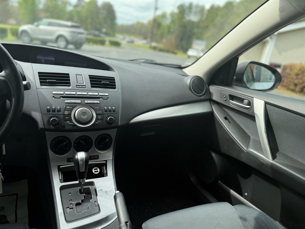 2010 Mazda Mazda3 Sport photo