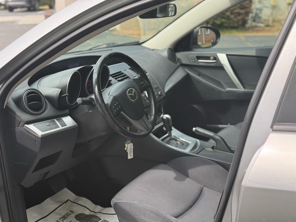 2010 Mazda Mazda3 Sport photo