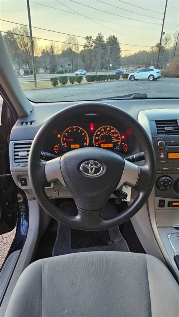 2011 Toyota Corolla photo