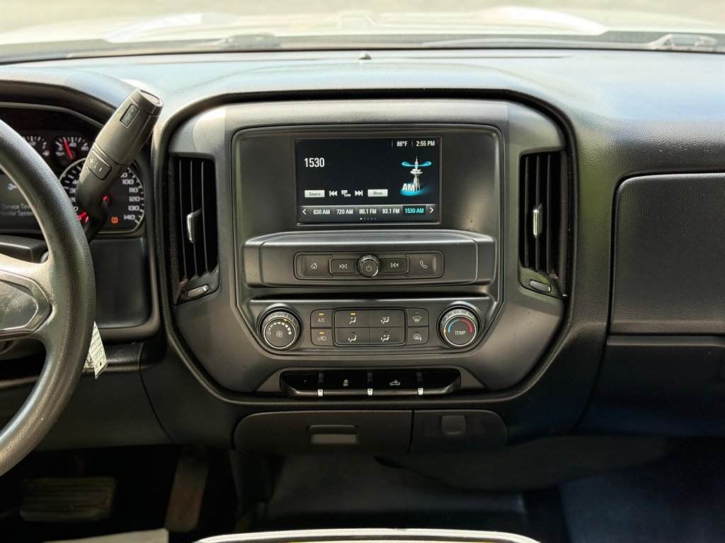 2018 Chevrolet Silverado 1500 Custom photo
