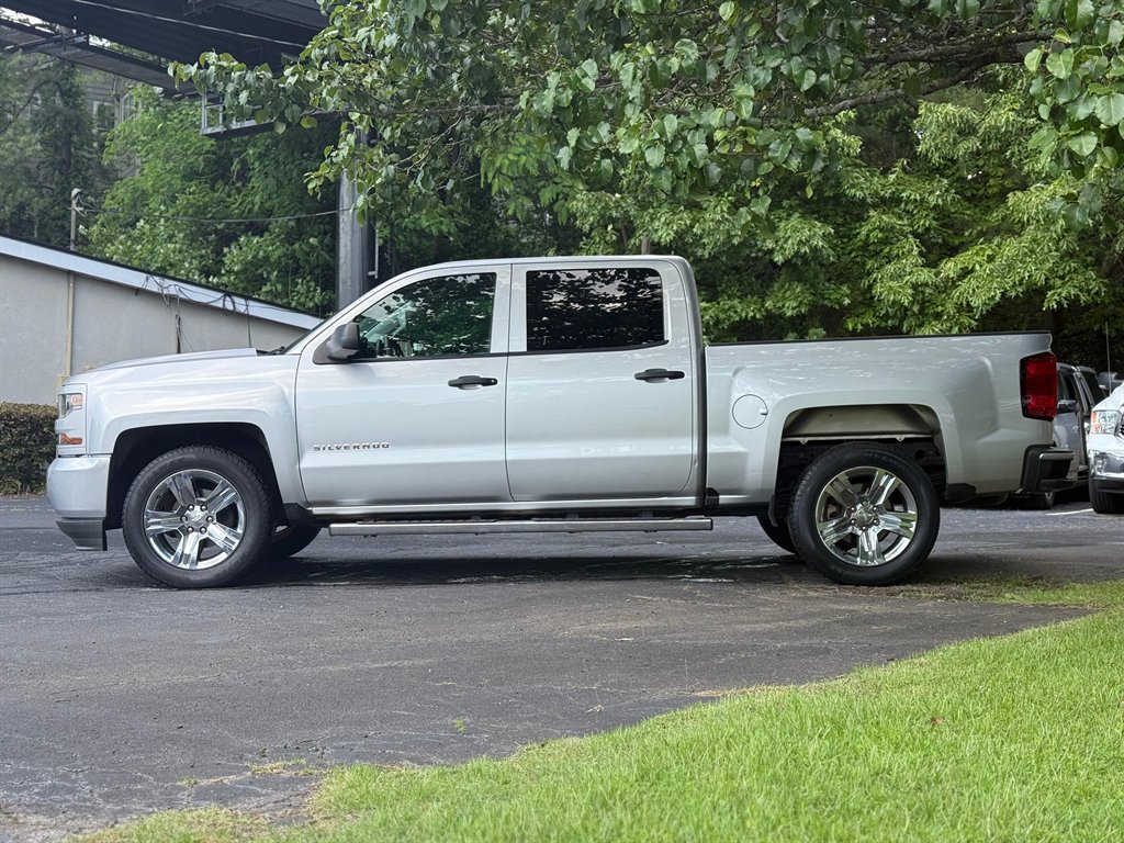 2018 Chevrolet Silverado 1500 Custom photo