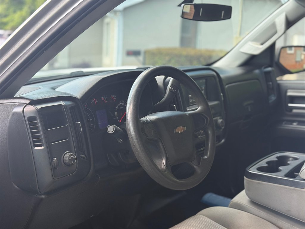 2018 Chevrolet Silverado 1500 Custom photo
