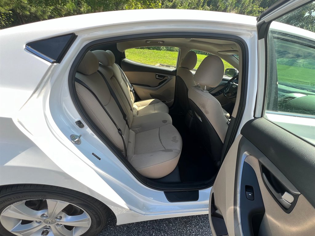 2016 Hyundai Elantra Value Edition photo