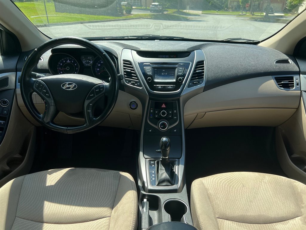 2016 Hyundai Elantra Value Edition photo