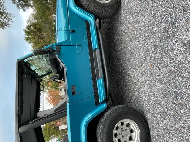 1992 Jeep Wrangler Islander photo