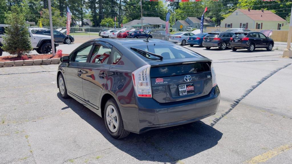2010 Toyota Prius II photo