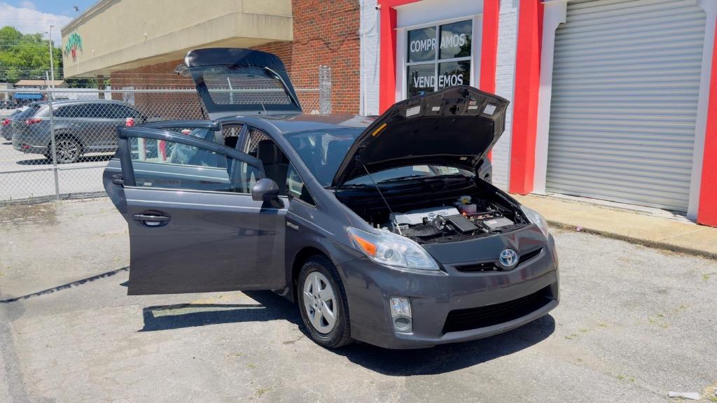2010 Toyota Prius II photo