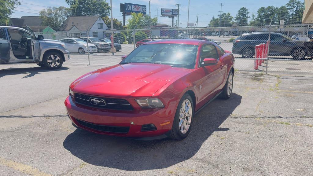 2011 Ford Mustang V6 Premium photo