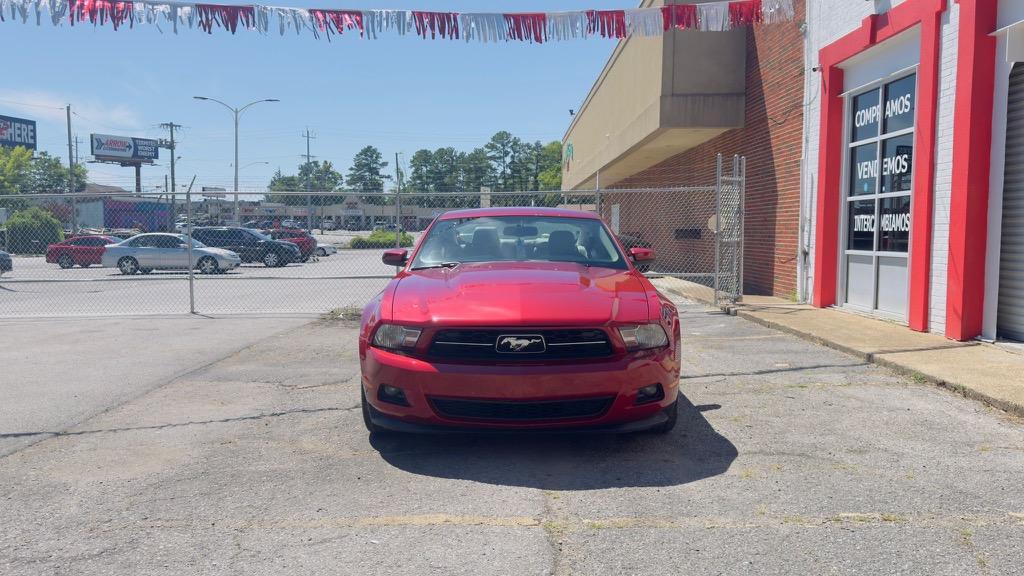 2011 Ford Mustang V6 Premium photo