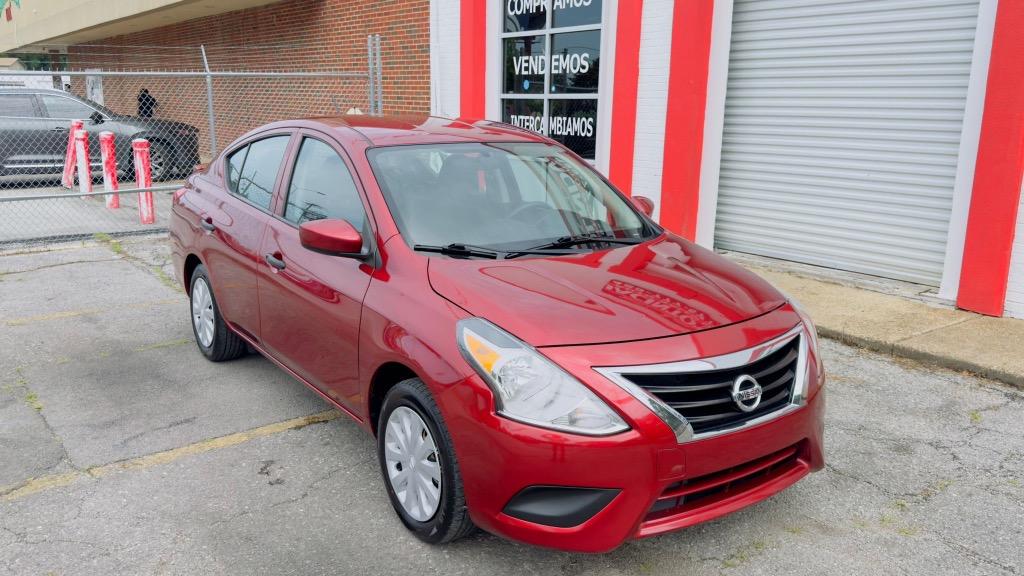 2019 Nissan Versa S photo
