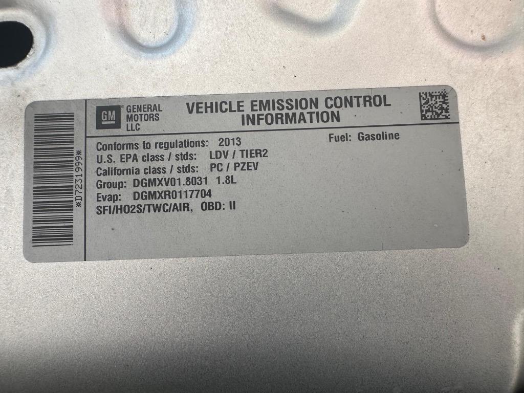 2013 Chevrolet Cruze LS Manual photo