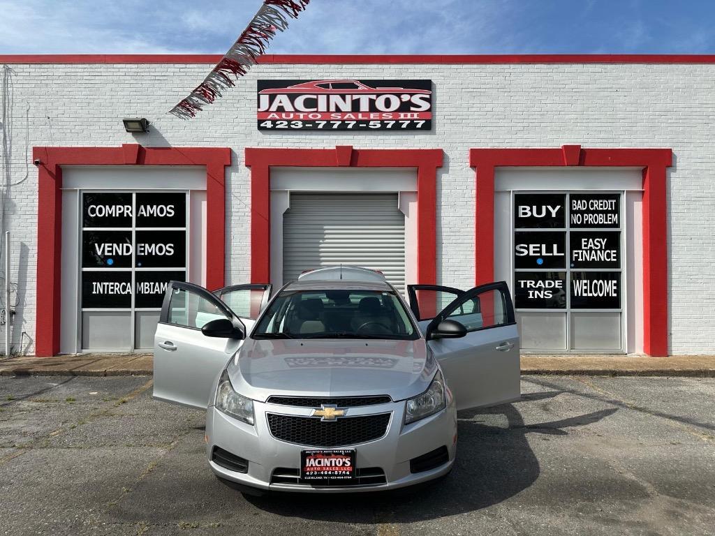 2013 Chevrolet Cruze LS Manual photo
