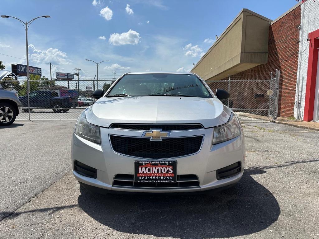 2013 Chevrolet Cruze LS Manual photo