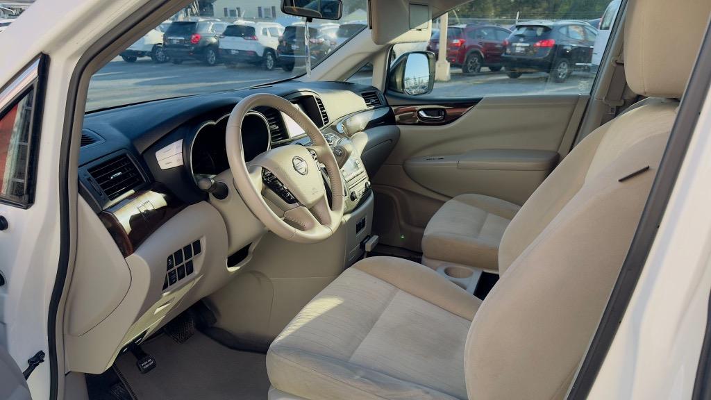 2015 Nissan Quest SV photo