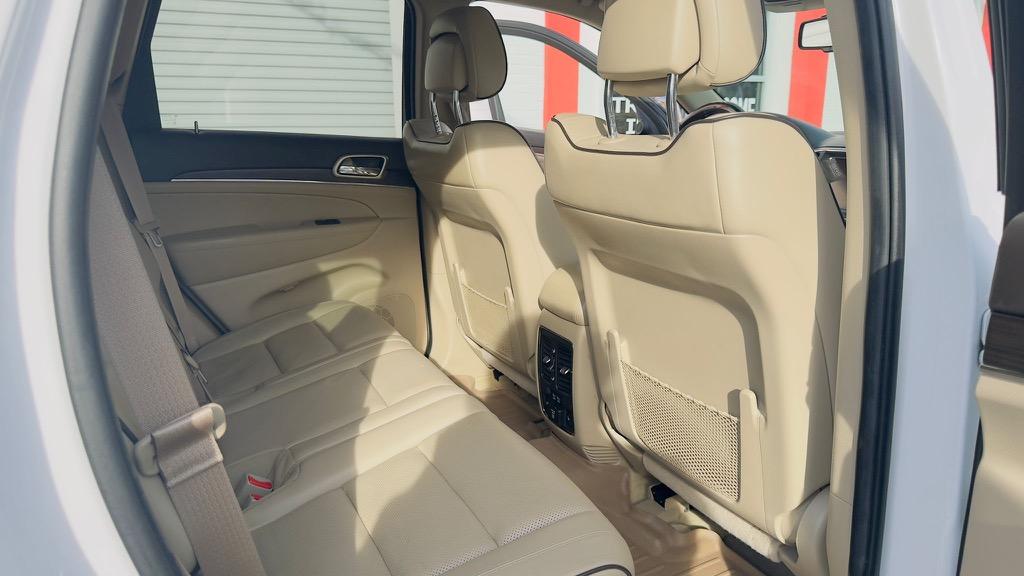 2014 Jeep Grand Cherokee Overland photo