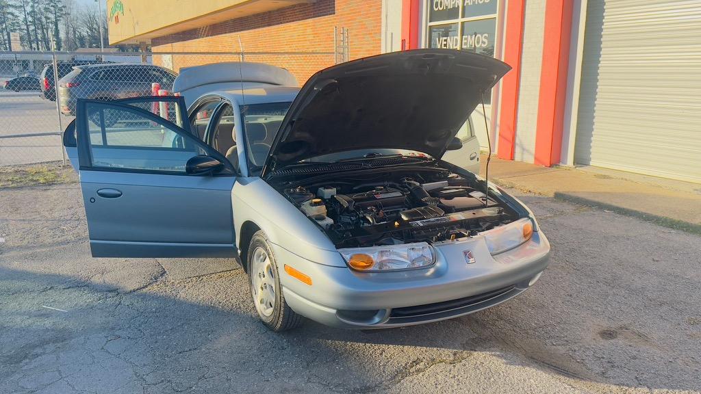 2002 Saturn S-Series SL2 photo