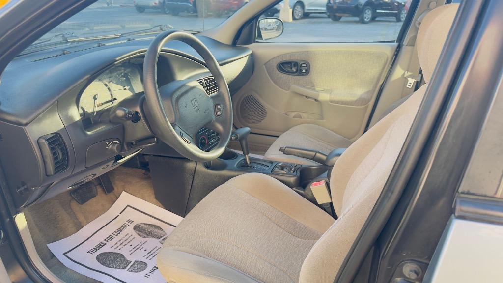 2002 Saturn S-Series SL2 photo