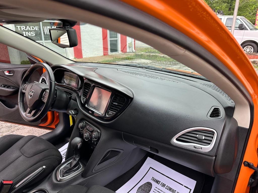 2013 Dodge Dart SXT photo