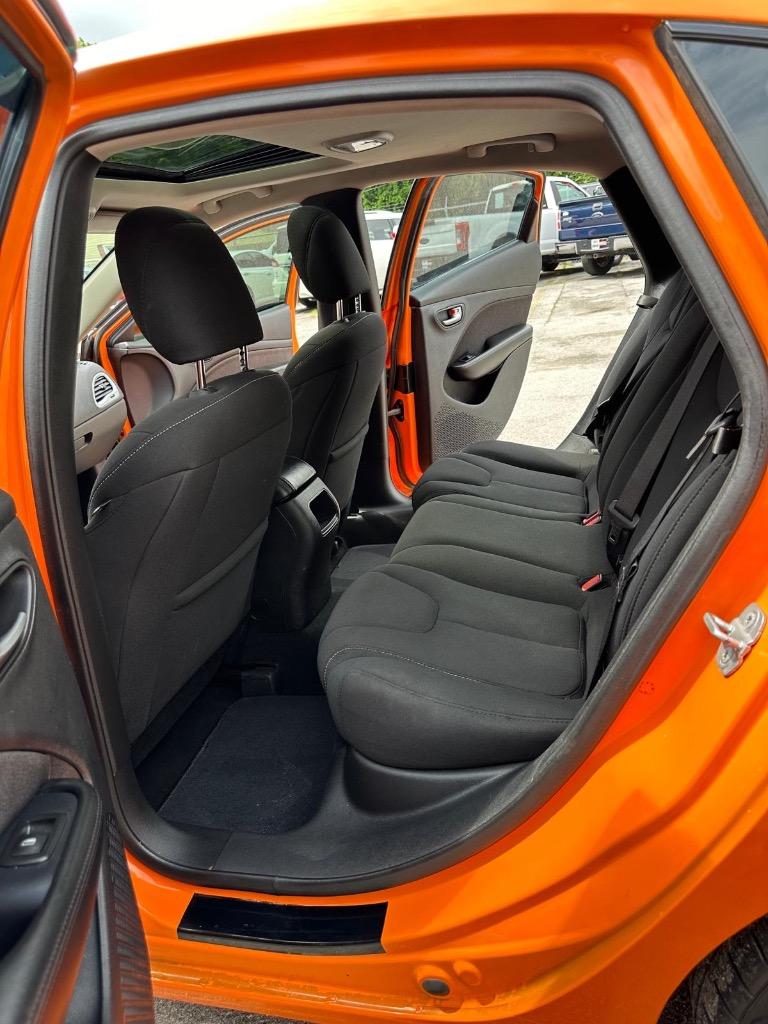 2013 Dodge Dart SXT photo