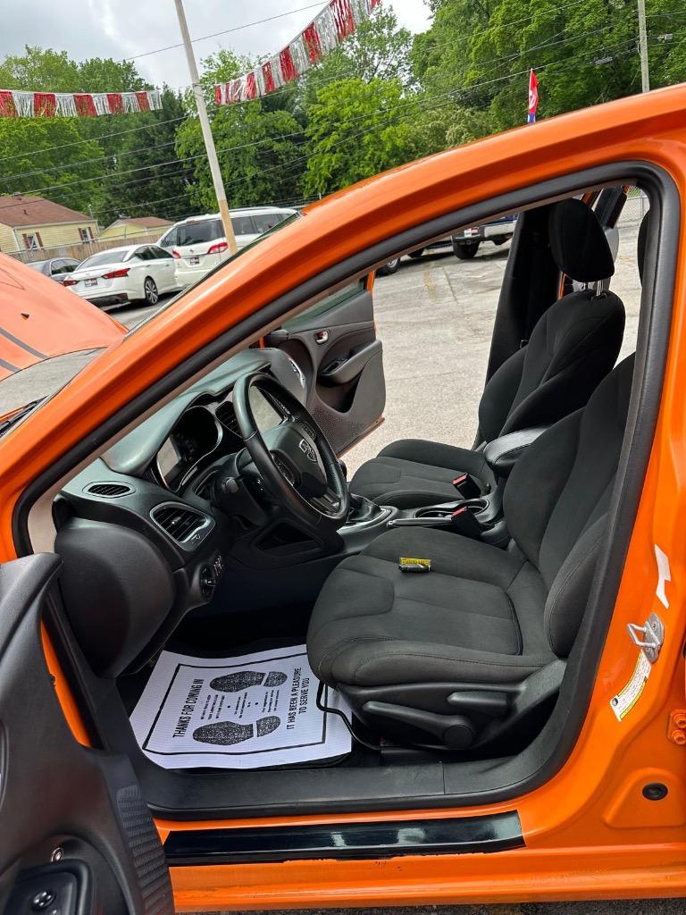 2013 Dodge Dart SXT photo