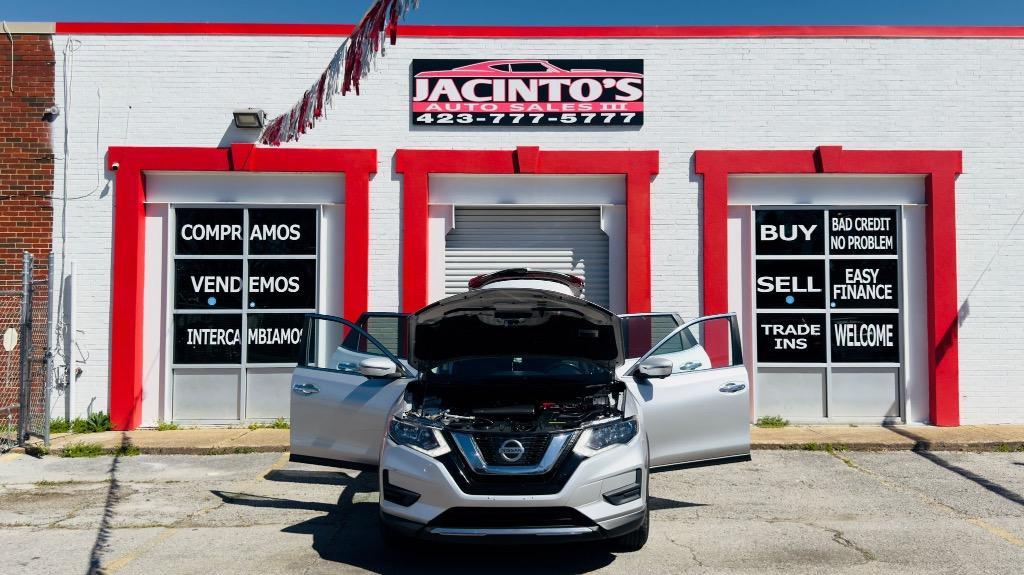 2017 Nissan Rogue - $10,995