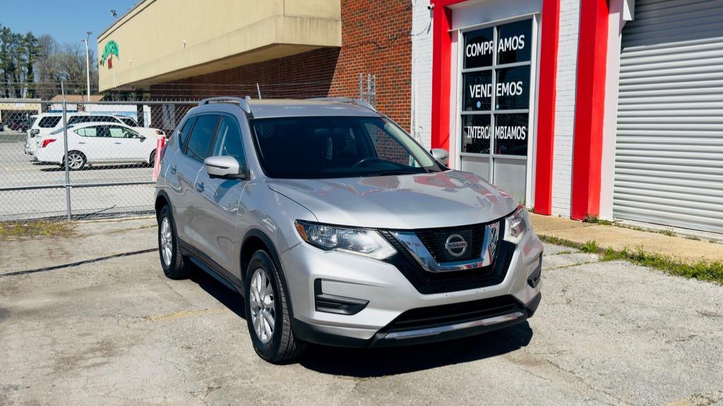 2017 Nissan Rogue - $10,995