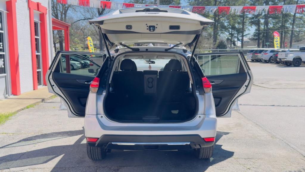 2017 Nissan Rogue - $10,995