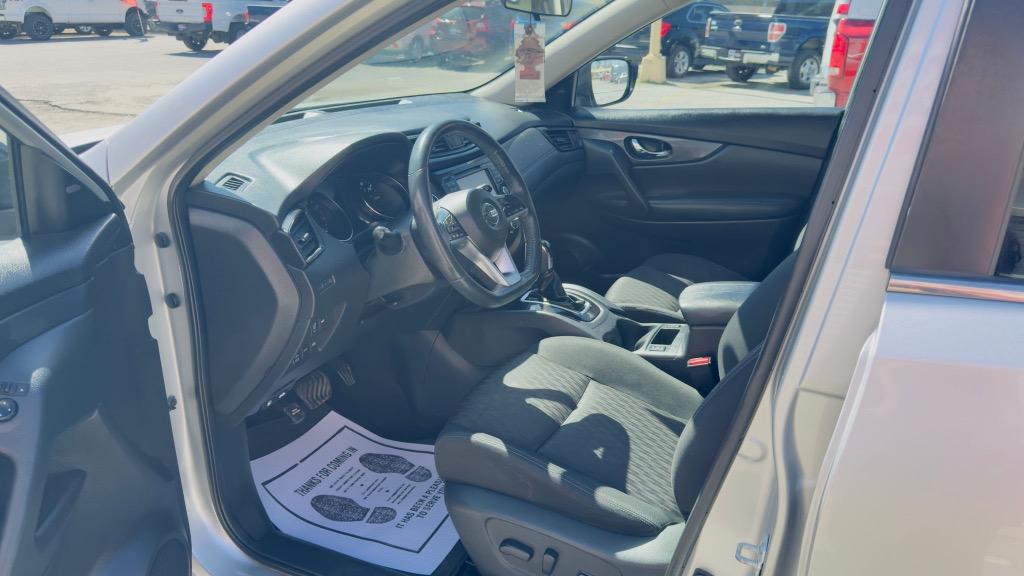 2017 Nissan Rogue - $10,995