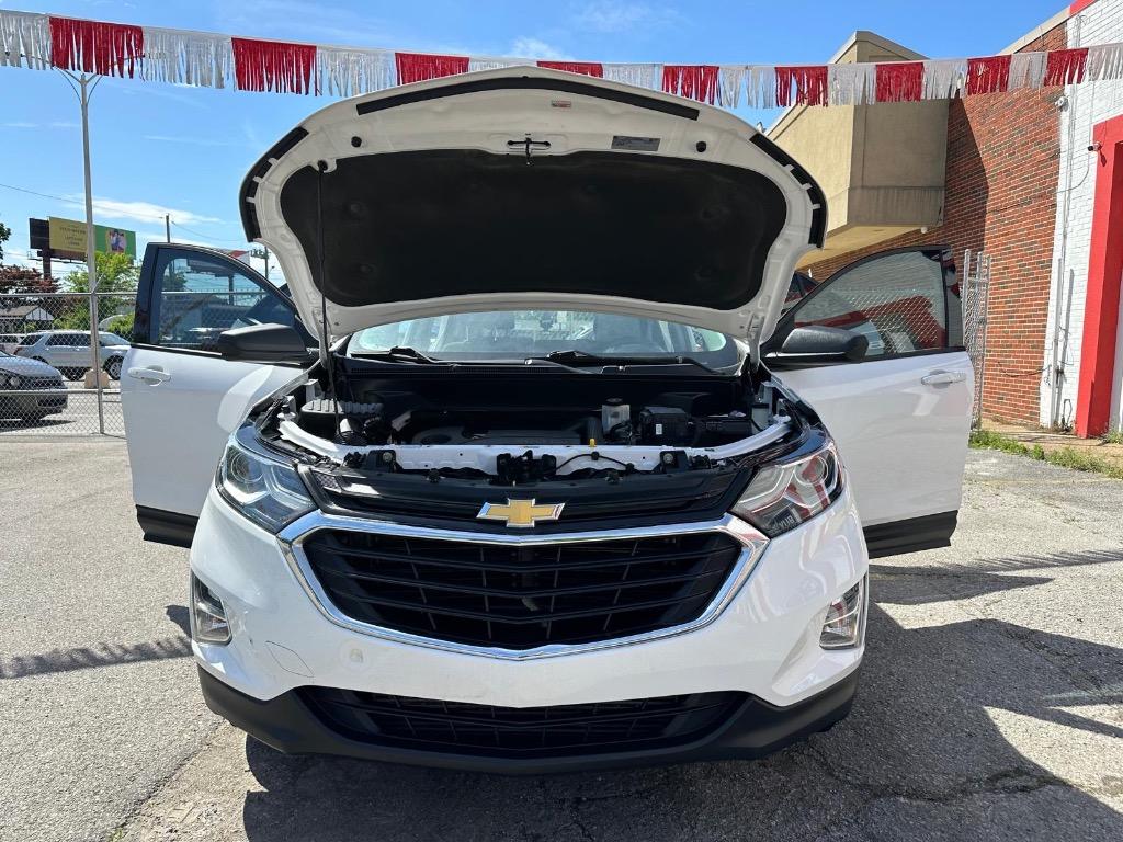 2018 Chevrolet Equinox LS photo