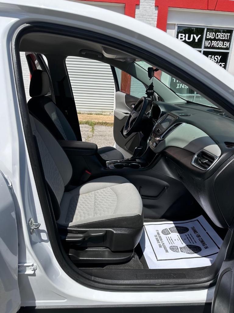 2018 Chevrolet Equinox LS photo