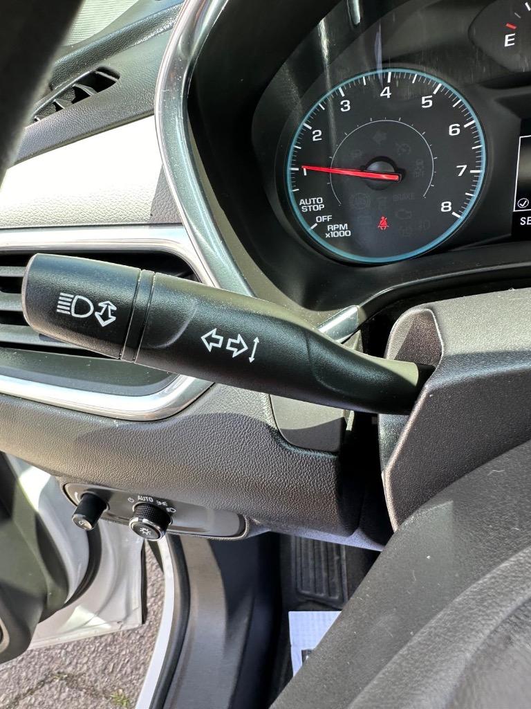 2018 Chevrolet Equinox LS photo