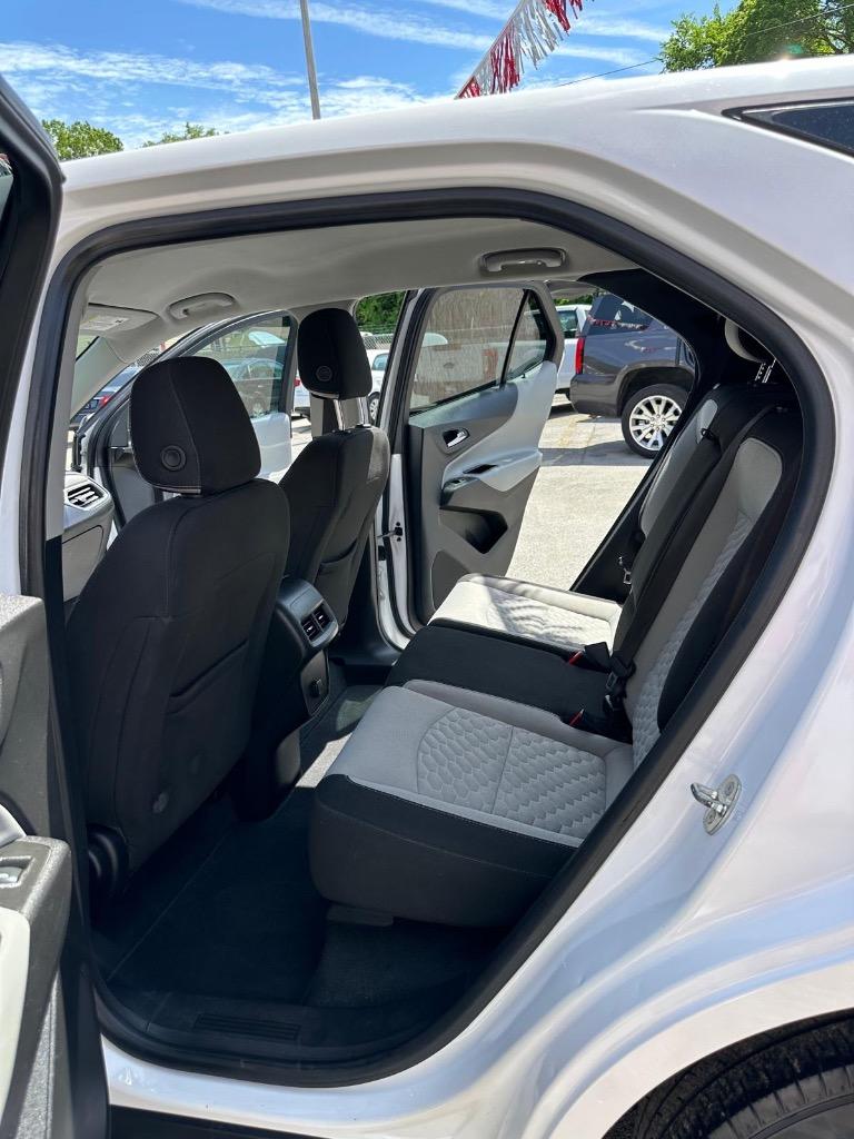 2018 Chevrolet Equinox LS photo
