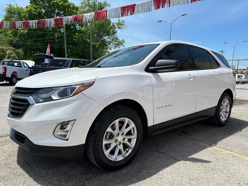 2018 Chevrolet Equinox LS photo