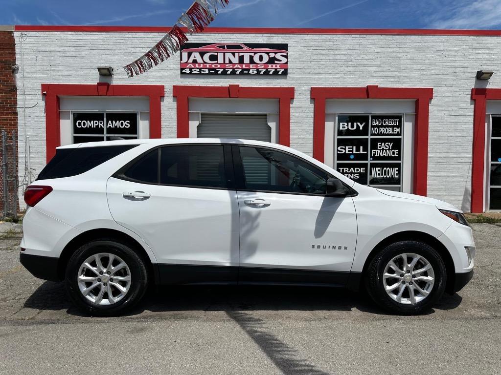 2018 Chevrolet Equinox LS photo